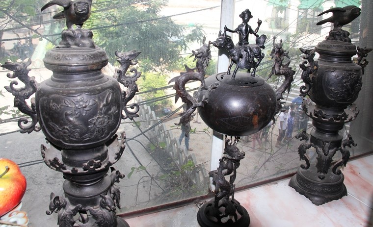  [Cổ vật tinh hoa:http://covattinhhoa.vn/] Bộ Tam Sứ thờ cúng thời các bậc vua, chúa.